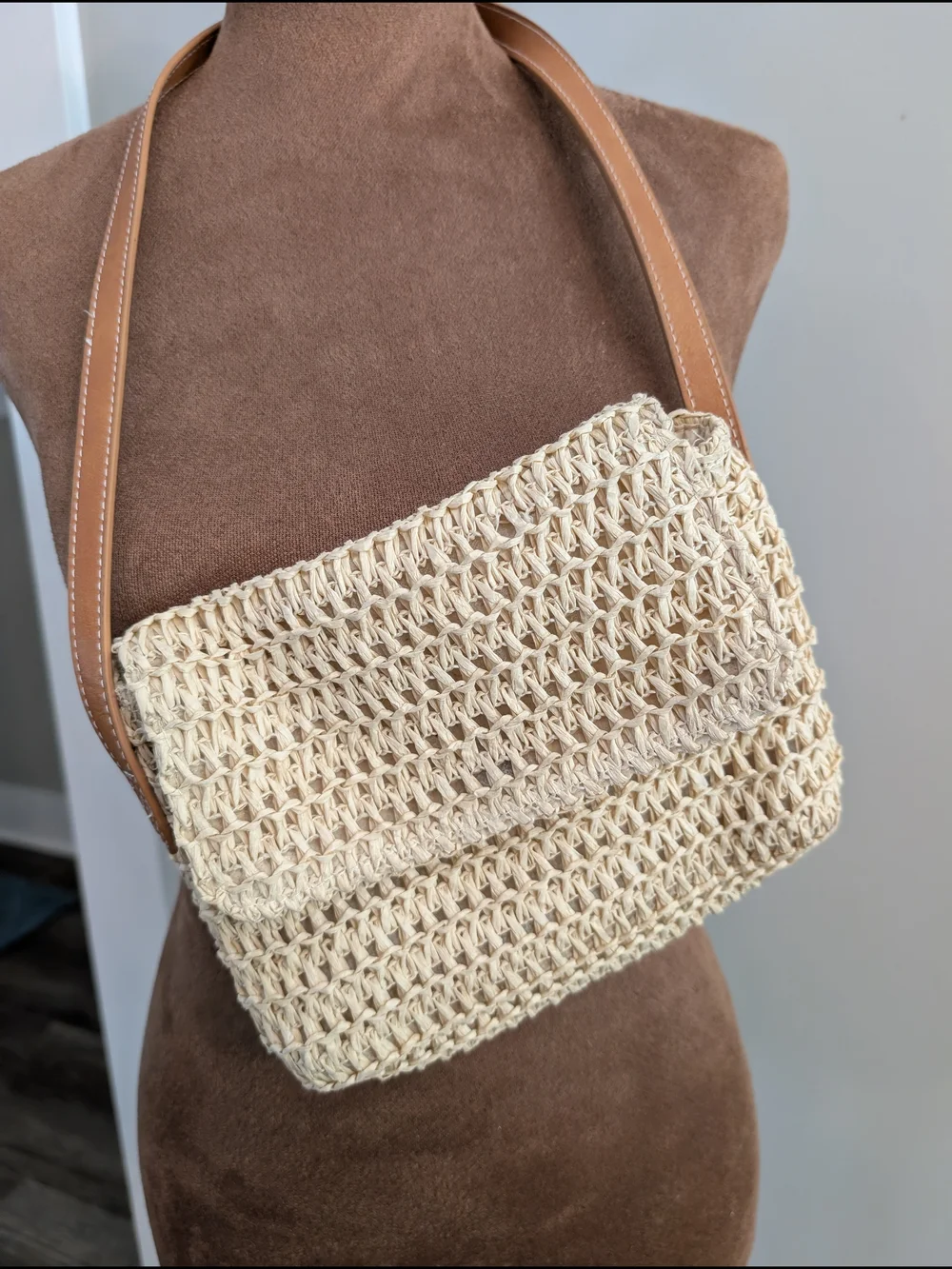 Universal Thread Cream Woven Shoulder Bag with Tan Strap